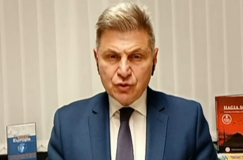 Νικόλας Φαραντούρης