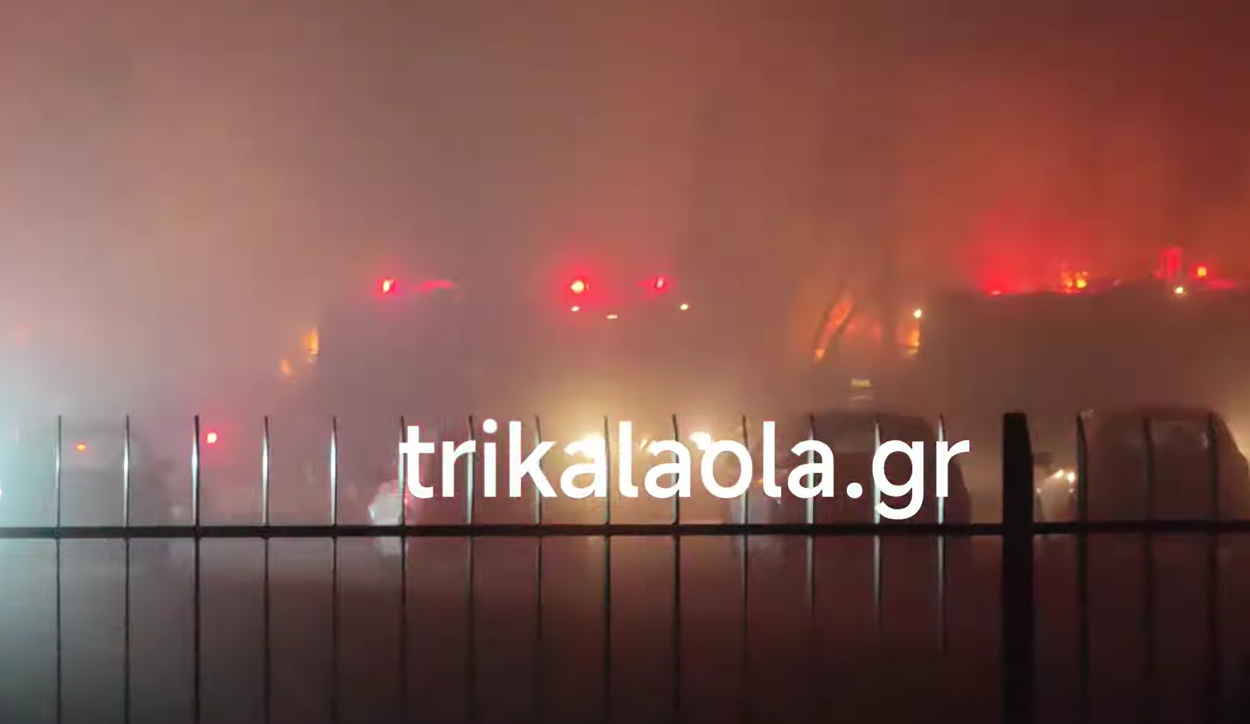 Φωτιά σε εργοστάσιο στα Τρίκαλα