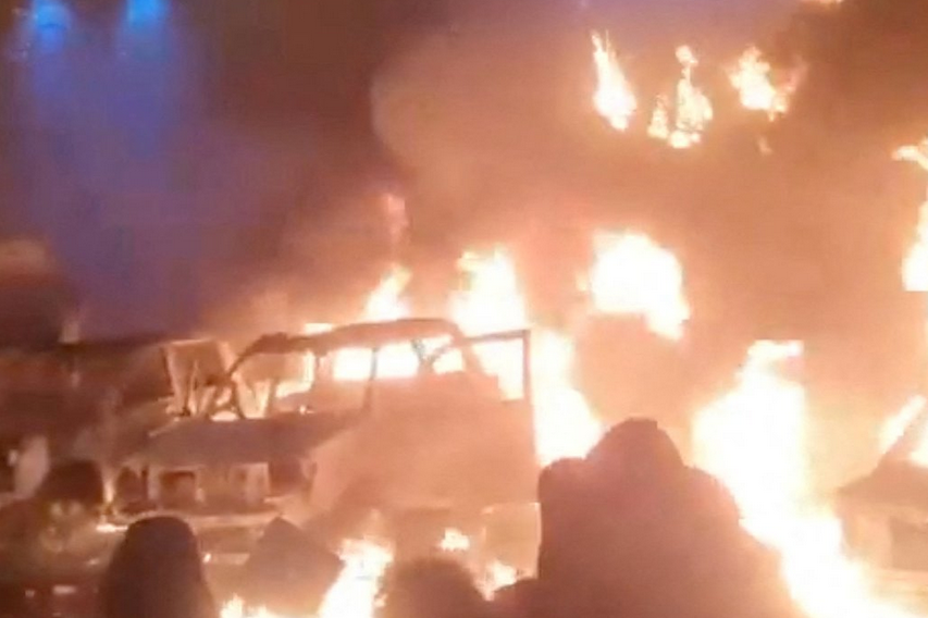 Φωτιά διαδηλώσεις στο Ιράν