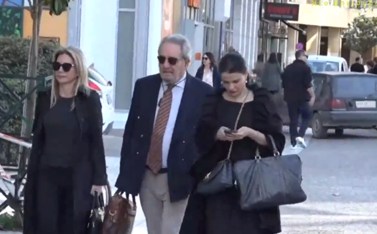 Καρυστιανού και Γρατσιά