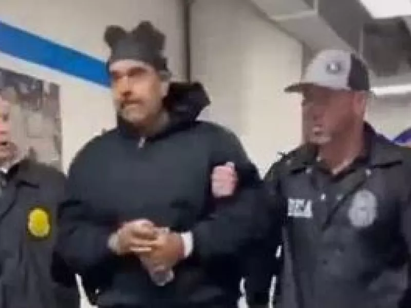 Ο Μαδούρο στο αστυνομικό κέντρο κρατησης της ΝΥ