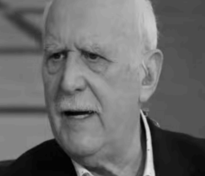 Γιώργος Παπαδάκης