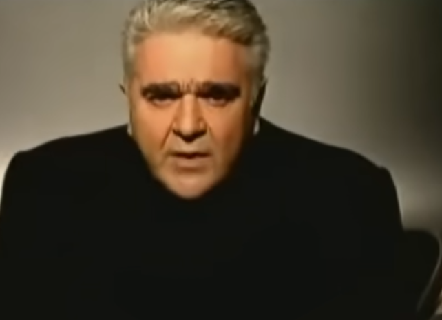 Ο τραγουδιστής Πασχάλης Τερζής