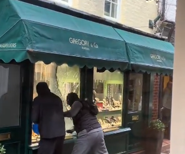 Ληστεία κοσμηματοπωλείου στο Λονδίνο