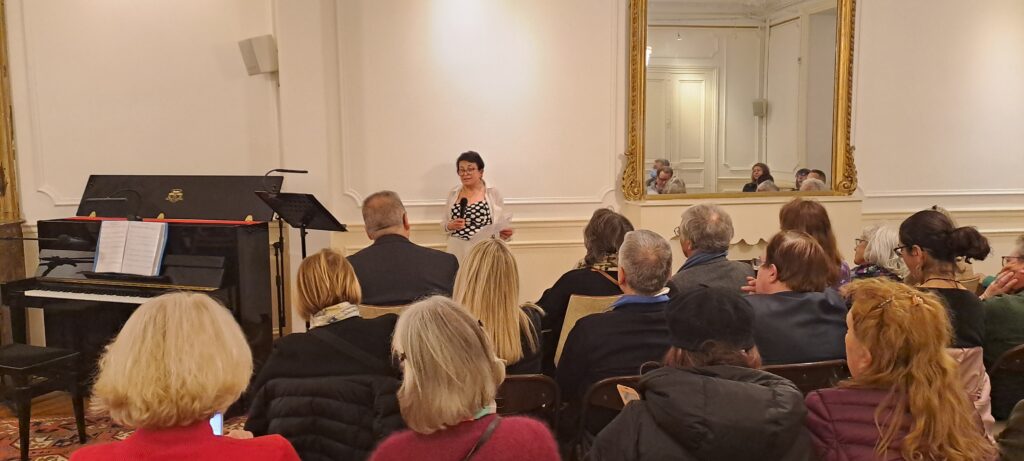 Παρίσι: Ναχμίας – Καραγκιαούρης σαγήνευσαν το κοινό με κανσονέτες του Μεσοπολέμου