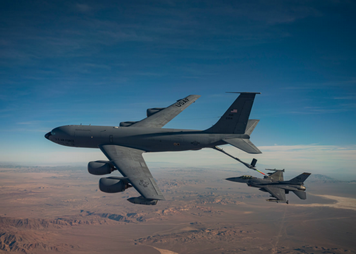 Αμερικανικό αεροπλάνο τάνκερ