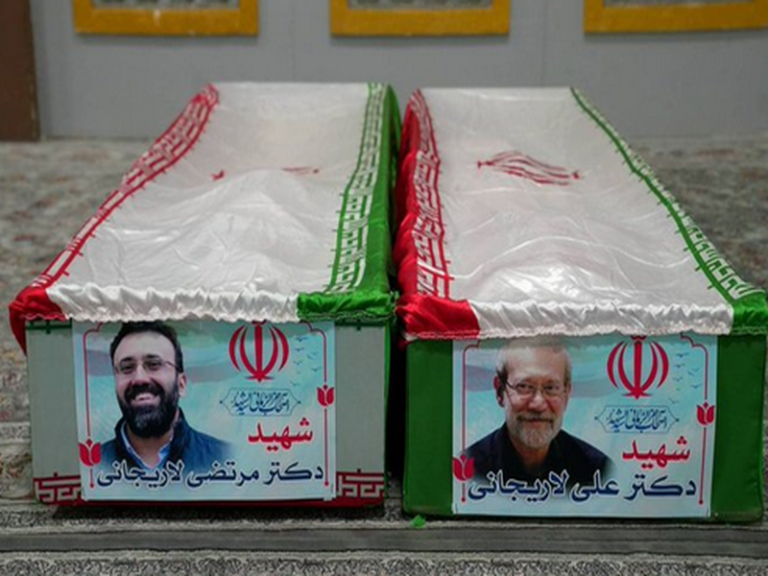 Τα φέρετρα του Λαριτζανί και του γιου του