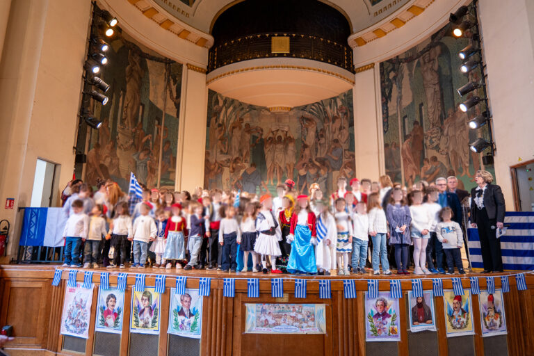 Παρίσι εορτασμος ΤΕΓ για την 25η Μαρτίου και την 1η Απριλίου