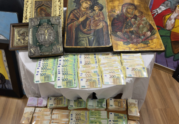 Πλαστοί πίνακες Τσαγκαράκης