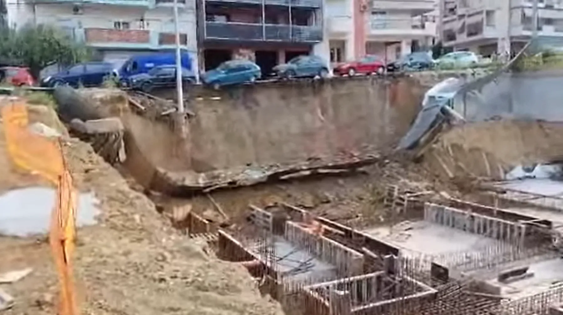 Θεσσαλονίκη: Έπεσε τοιχίο αντιστήριξης στους Στάβλους Παπάφη