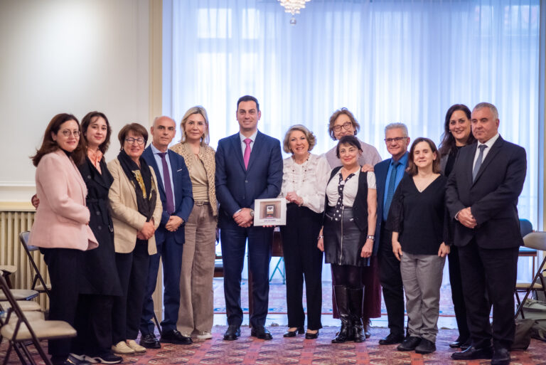 Παρίσι συνάντηση στην Ελληνική Κοινότητα