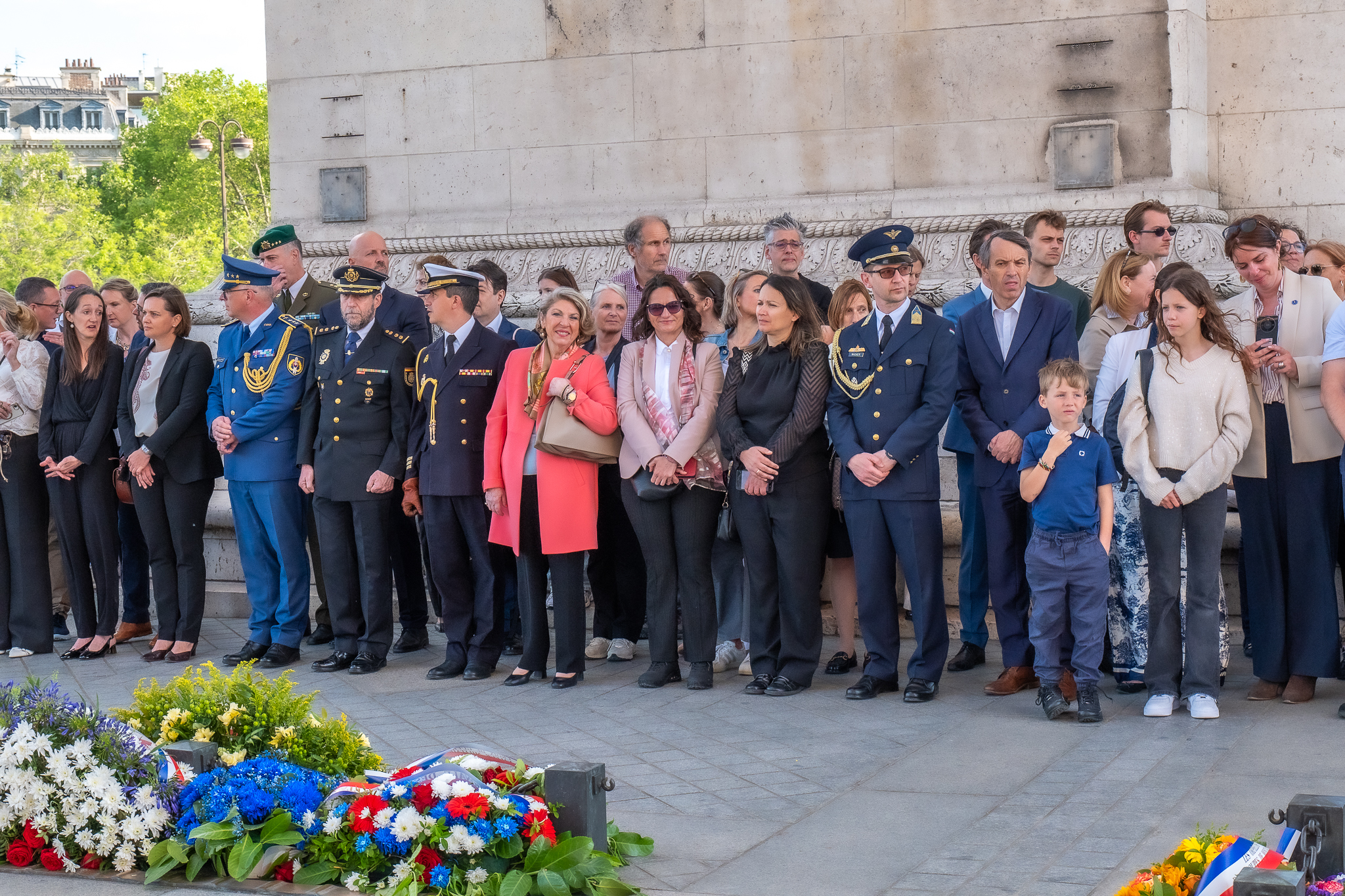 Journée de l' europe - Ravigage de la flamme Arc de Thriomphe