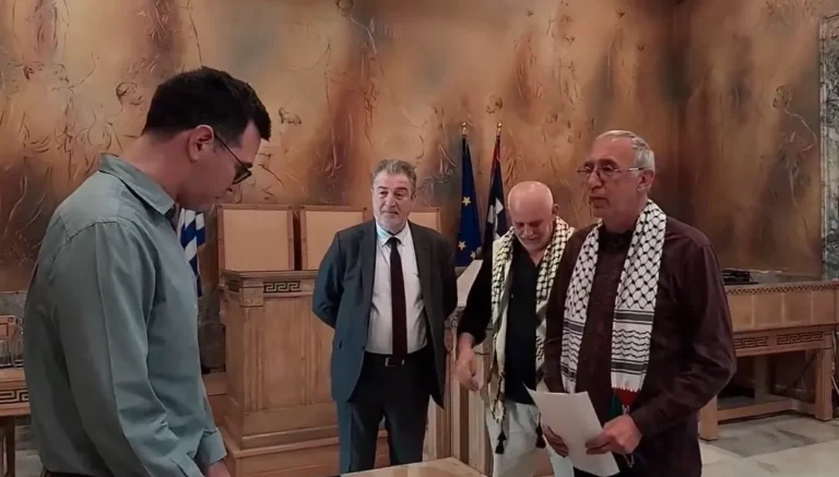 Ορκομωσία ΑΝΤΑΡΣΥΑ στον Δήμο Αθηναίων