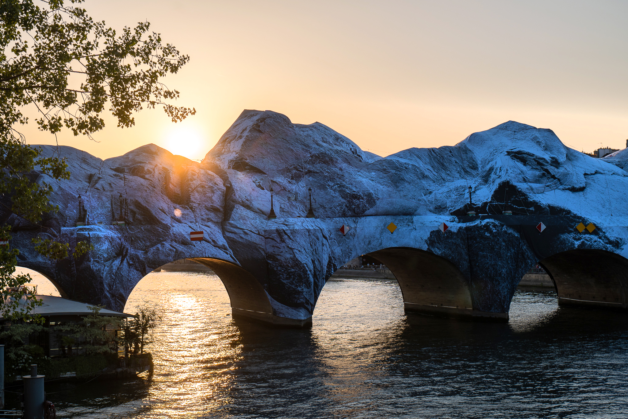 La caverne du pont neuf