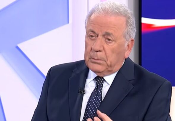 Δημήτρης Αβραμόπουλος