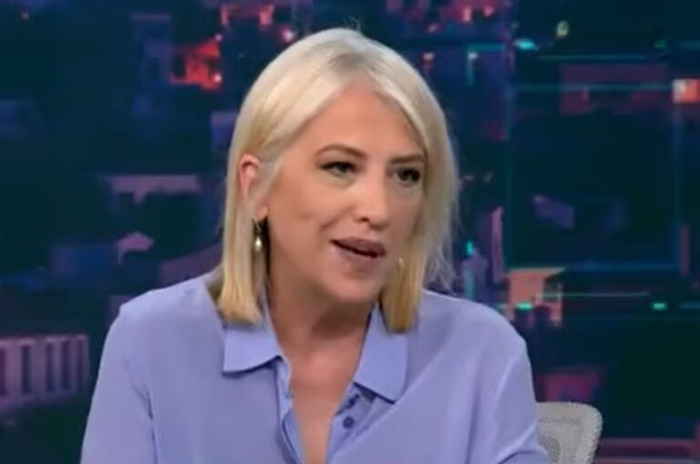 Η πρόεδρος του ΣΥΡΙΖΑ, Ρένα Δούρου