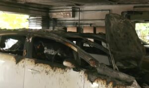 Καμένα αυτοκίνητα Θεσσαλονίκη