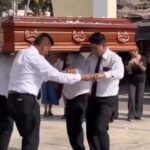 Los portadores Bailarines Περού