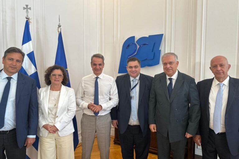Συνάντηση Λουκίας Σαράντη ΣΒΕ με Μητσοτάκη