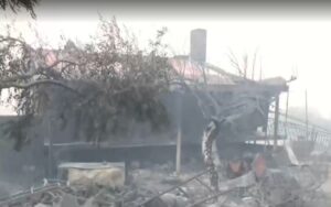 Καμμένο σπίτι σε Πόρτο Γερμενό