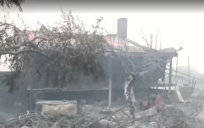 Καμμένο σπίτι σε Πόρτο Γερμενό