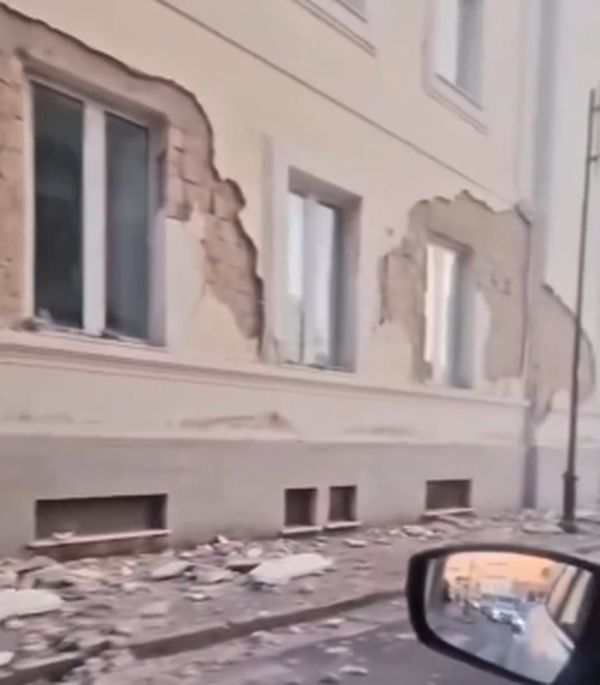 Σεισμός στην πόλη Νάπολη Ιταλία