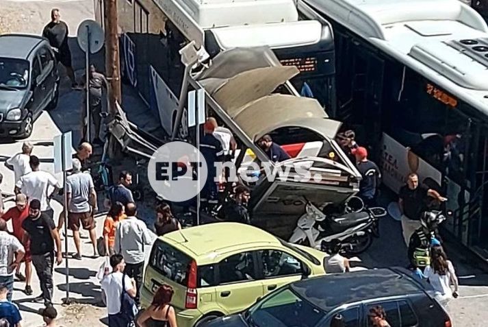 Ατύχημα με λεωφορείο του ΟΑΣΘ στη Νεάπολη