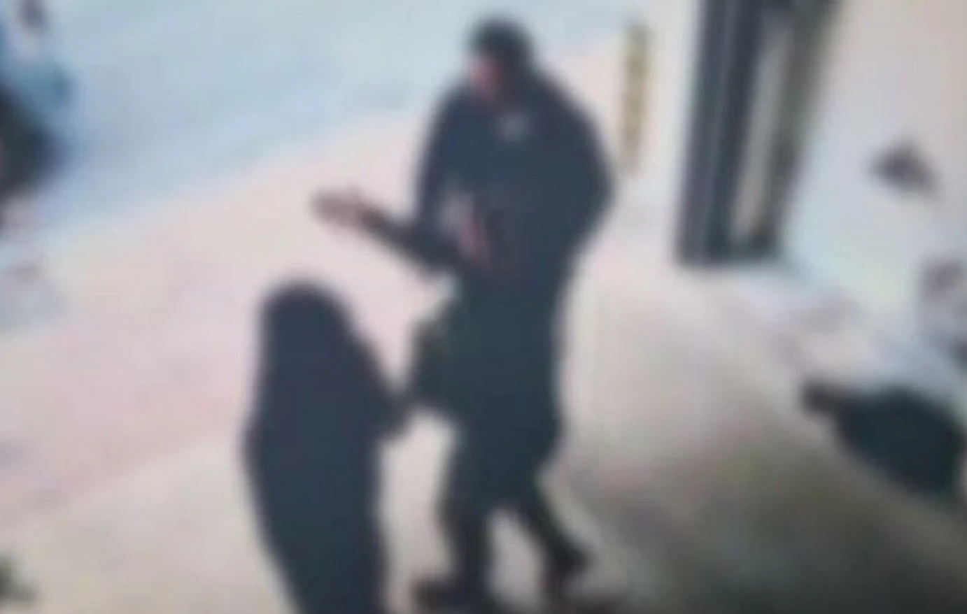 Θεσσαλονίκη αστυνομικός διαπληκτίζεται με πολίτη