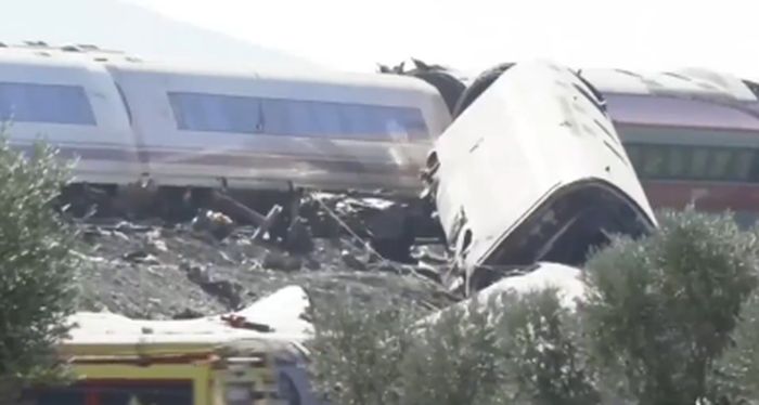 Πολύνεκρο σιδηροδρομικό δυστύχημα Ισπανία